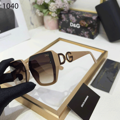 DG Luxe Women’s Wayfarers 1040