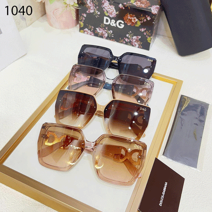 DG Luxe Women’s Wayfarers 1040