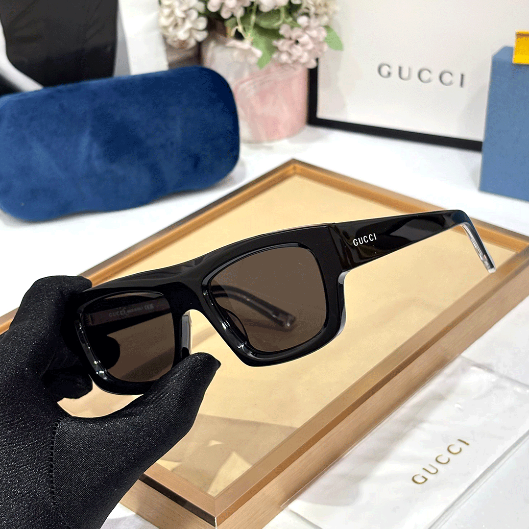 GC Premium Luxury 1926 Wayfarers (Mirror Quality)