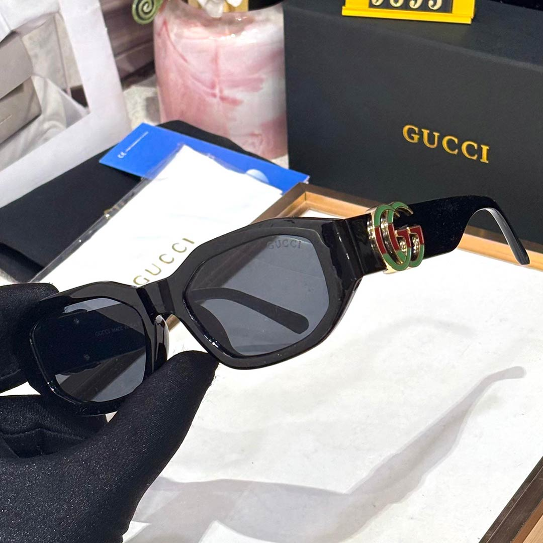 GC Premium Luxury 9895 Women Wayfarers