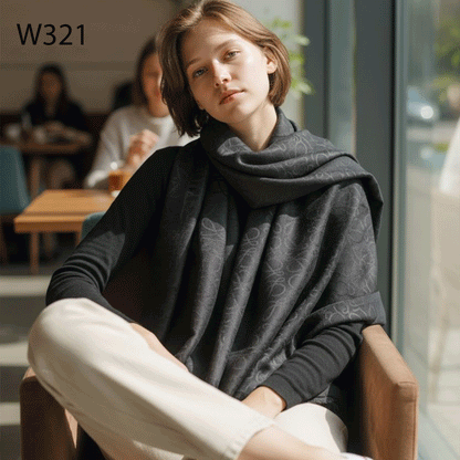 LOEWE Luxury Semi Woolen Stole W321