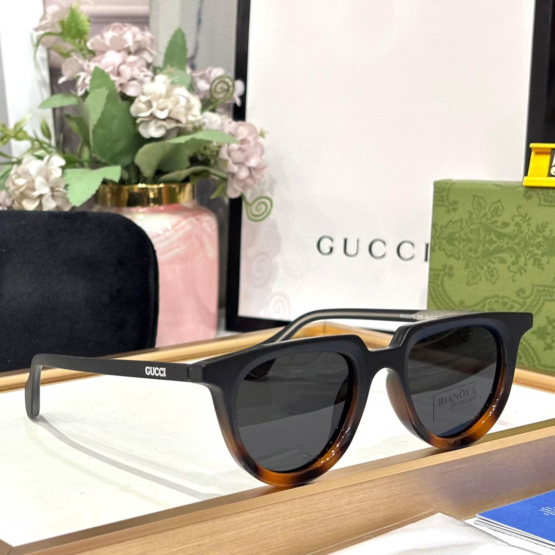 GC 3015 Premium Luxury Unisex Wayfarers