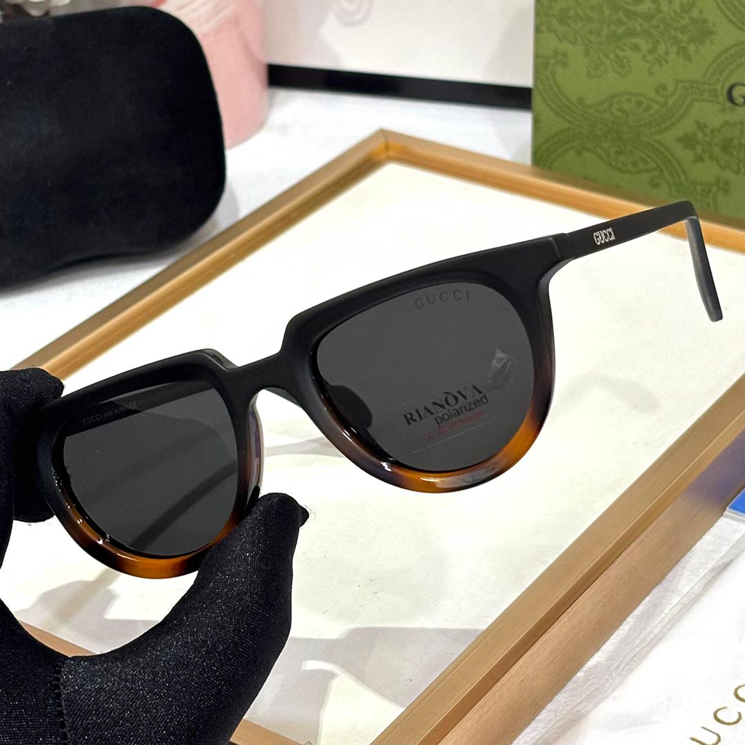 GC 3015 Premium Luxury Unisex Wayfarers